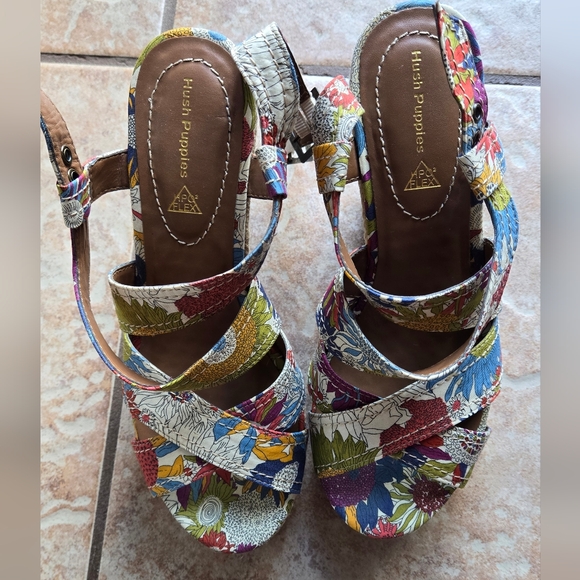 🔥🔥🔥SALE🔥🔥🔥Hush Puppies Colorful Wedges - Picture 3 of 5